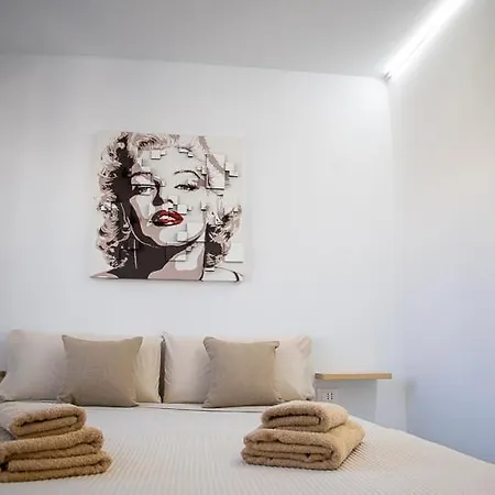 Urbania Apartment