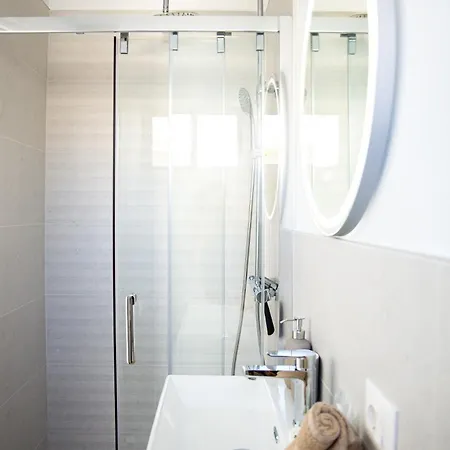 Urbania Appartement *