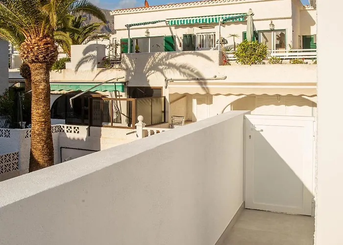 Urbania * Costa Adeje (Tenerife)