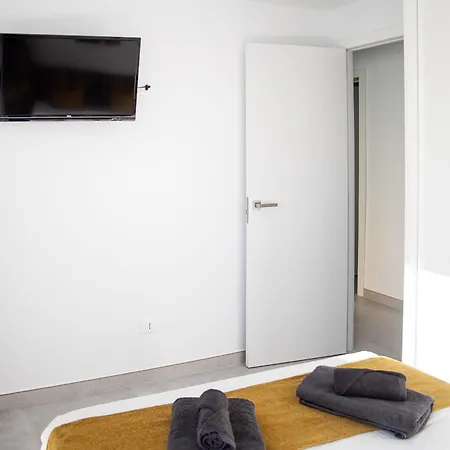 Urbania Apartment Costa Adeje (Tenerife)