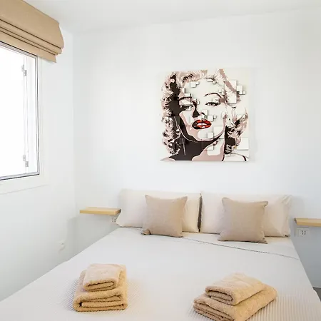 Urbania Apartment
